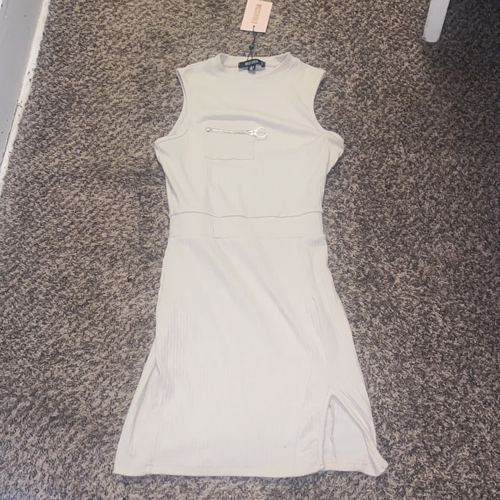 Missguided Dress - Picture 4 of 9